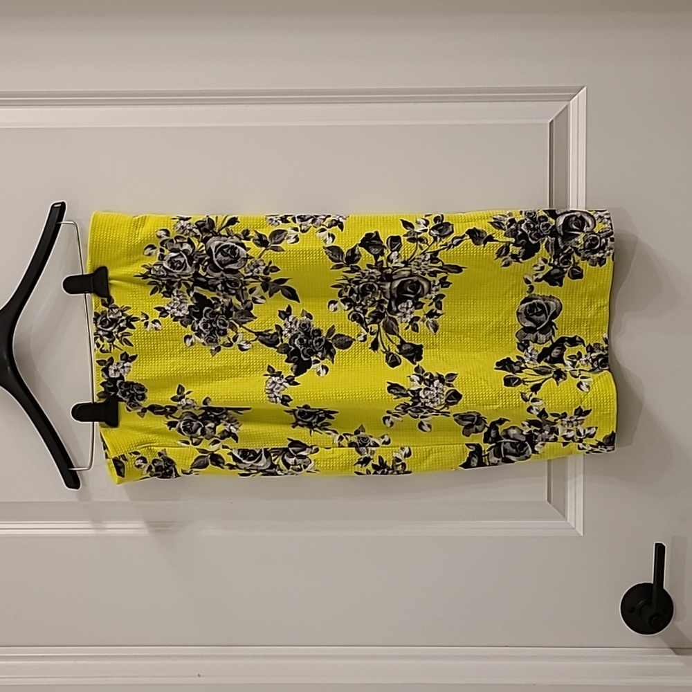 ECI New York floral pencil skirt, bright yellow 💛🟡💛, M
